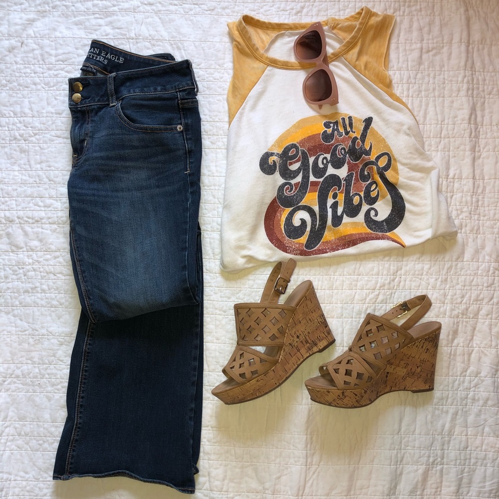 American Eagle flares